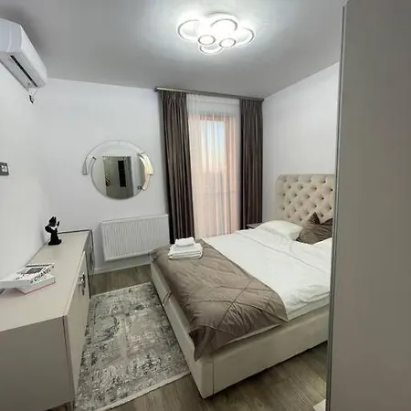 Inchiriez Apartament *